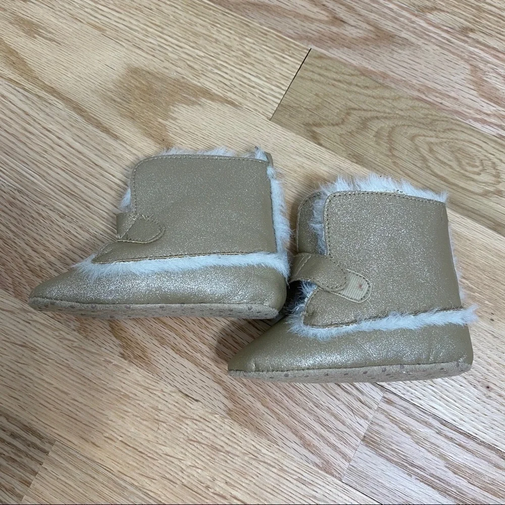 Old Navy Faux Fur Lined Ankle Boots Sz 4 Baby